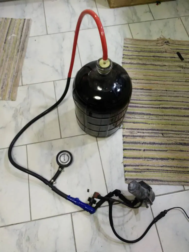 DIY Vacuum Pump-27 Easy To Do Projects