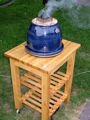 Flower pot outlet smoker