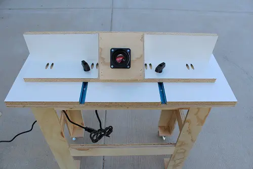 carpenter celebration Oriental 17 DIY Router Table Plans You Can Build Easily – The Self-Sufficient Living